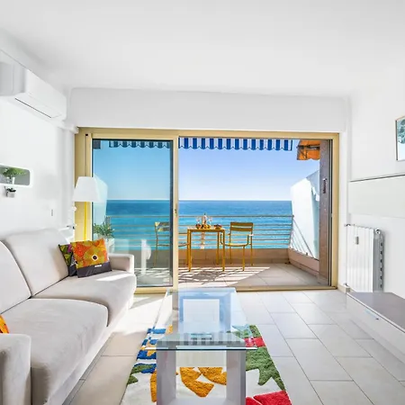 Le Coq Florentina - Air Conditioning - Seafront - Wifi Μεντόν