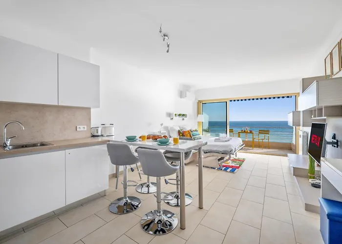 Le Coq Florentina - Ac - Wi-fi - Seafront 公寓 *